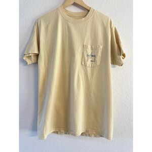 Guy Harvey Pocket T-Shirt Mens Medium Yellow Marlin Graphic Fishing Aftco Tee